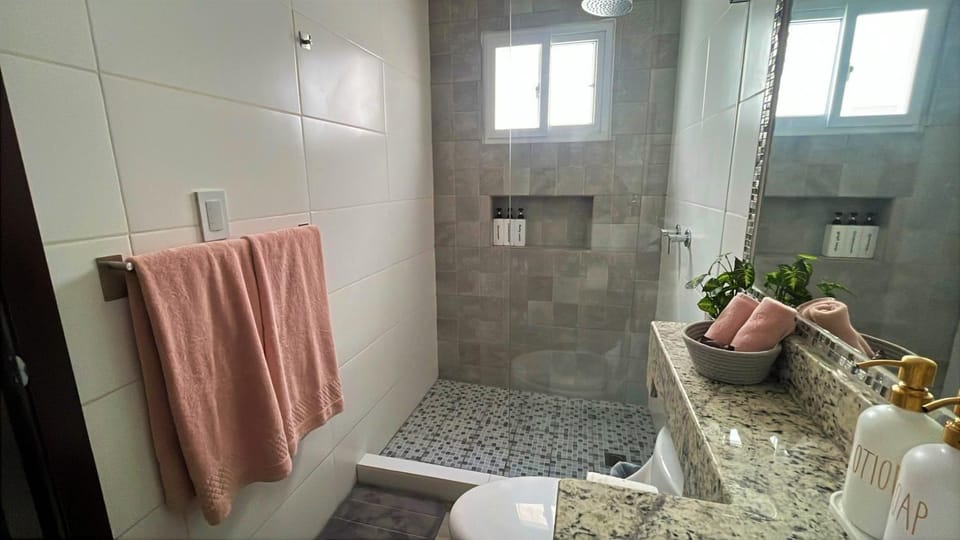 Toilet, Bathroom, towels