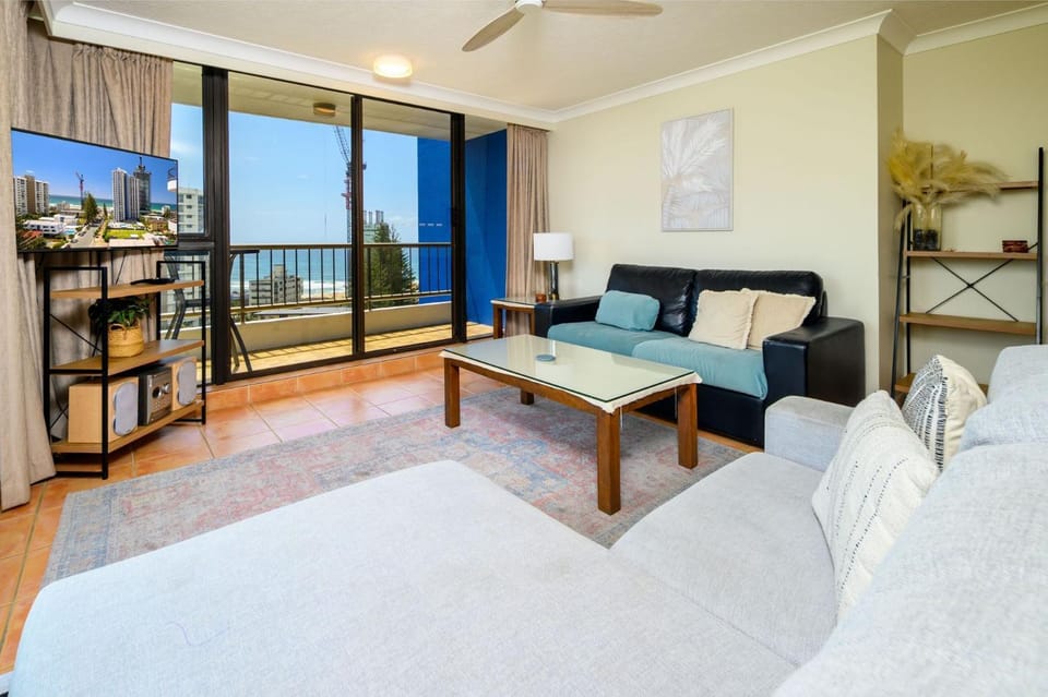 TV and multimedia, View (from property/room), Balcony/Terrace, Living room, Seating area