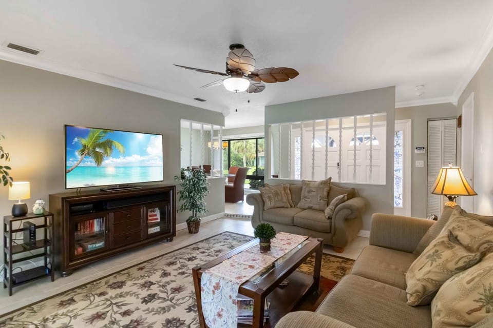 Waterfront Living At Its Finest House in Port Charlotte