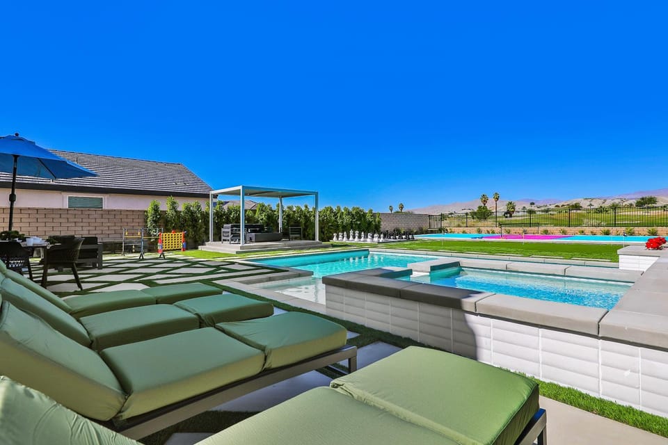 Day, Balcony/Terrace, Spa and wellness centre/facilities, Pool view, Swimming pool, sunbed