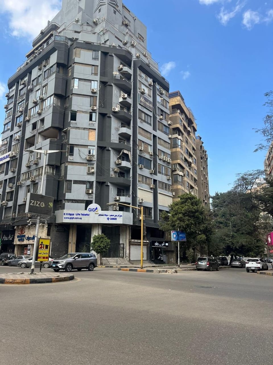 Rouf Al-Mohandessin Apartment, Lebanon Street Apartment in Egypt