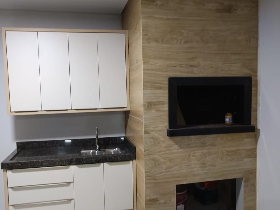 Shower, Kitchen or kitchenette