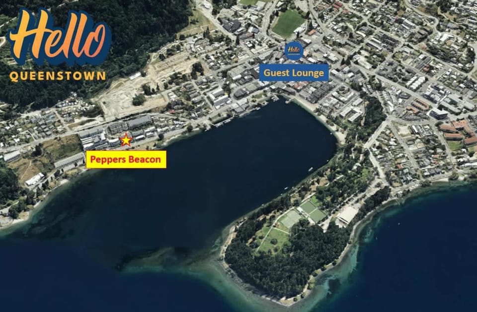 Lakefront Central Studio walk to town Apartment in Queenstown