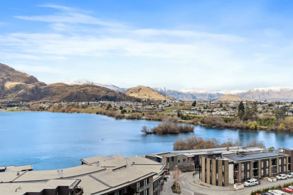 Day, Natural landscape, Lake view, Mountain view