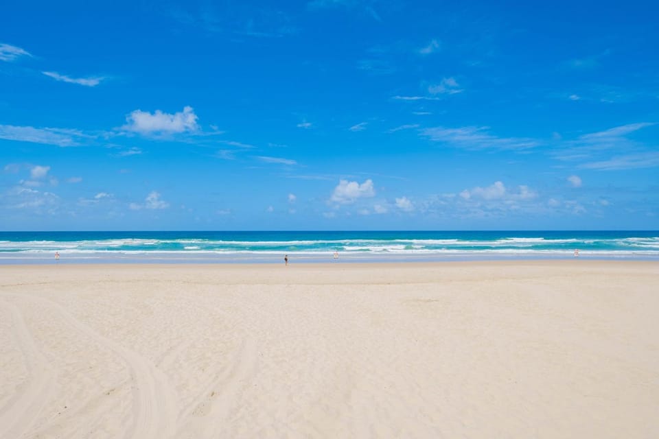 Ocean View 3 BR Apt Broadbeach Apartment in Gold Coast