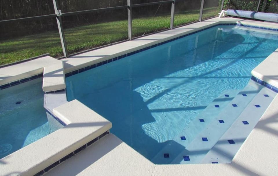 Grand Cumbrian home House in Kissimmee