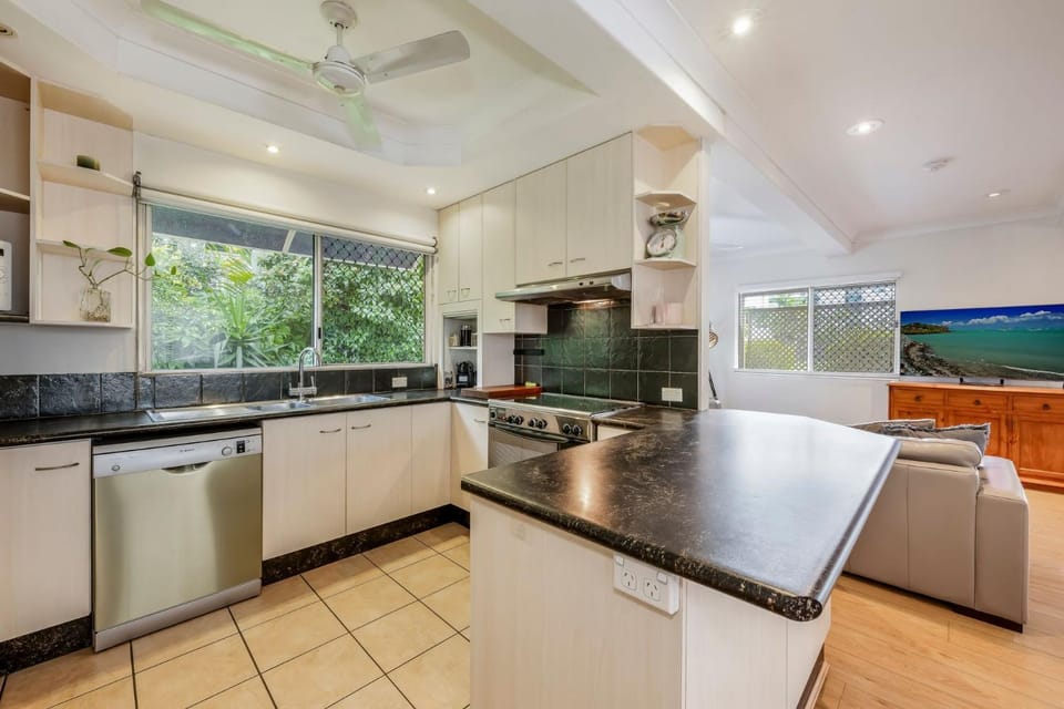 55 See Street Bargara House in Bargara