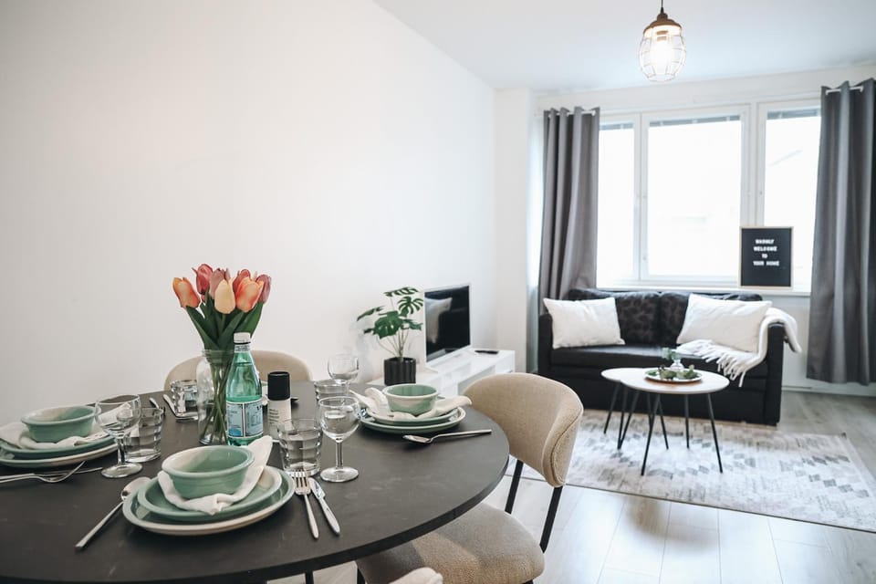 Living room, Dining area