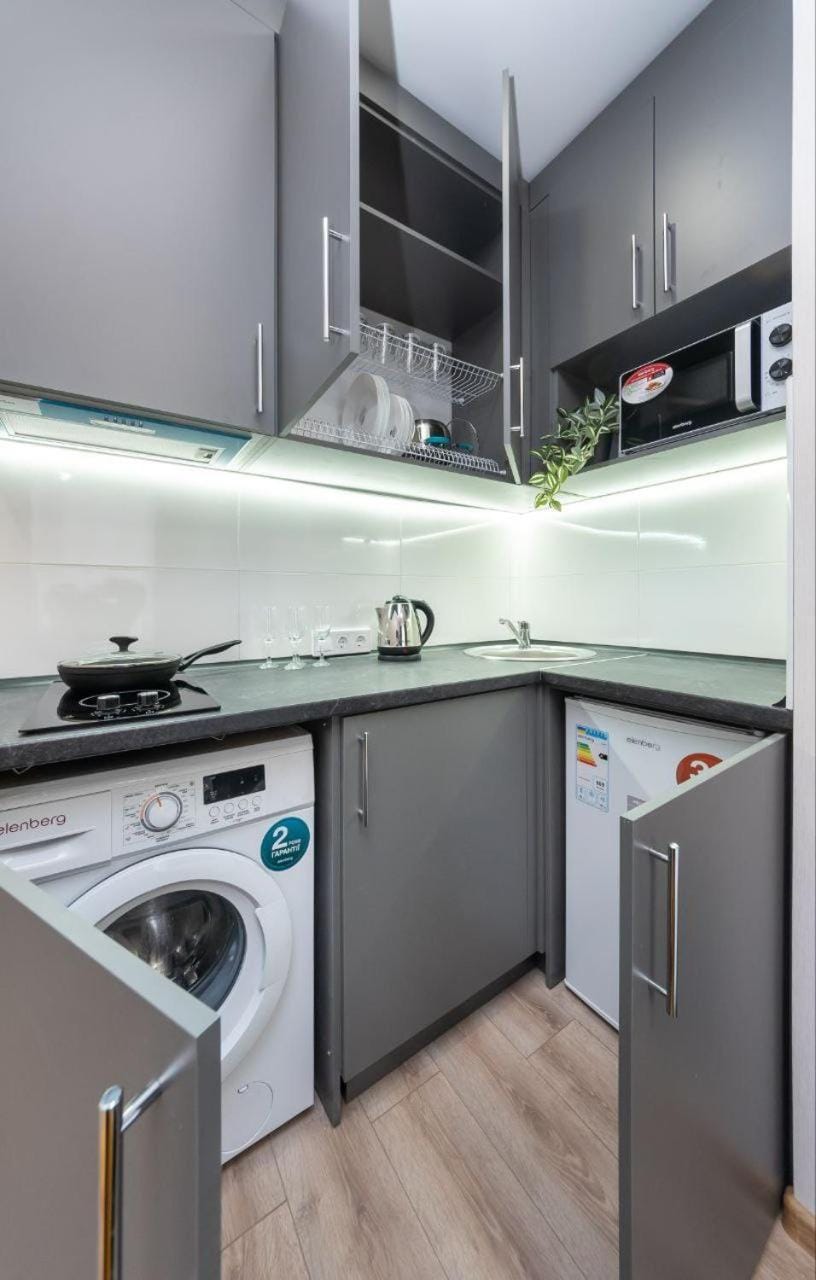 Новий Люкс, Ревуцкого 40в , біля м Харьківска, ЖК Лебединий Apartment in Kiev City - Kyiv