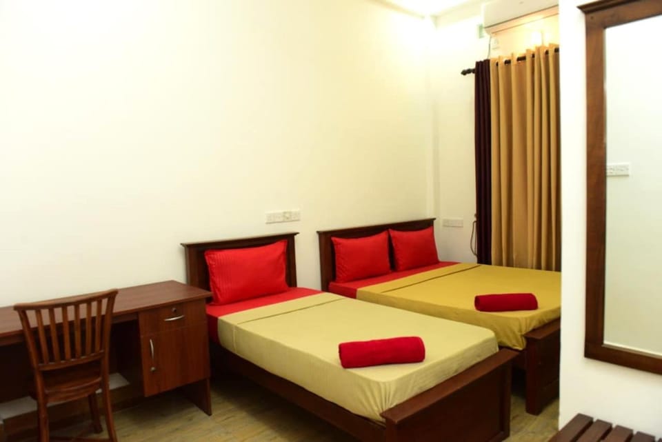 Photo of the whole room, Bedroom