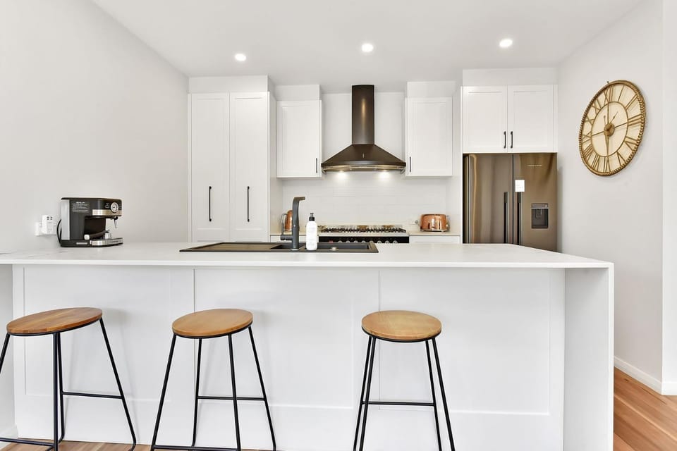 Knock Knock - Where City Meets Chill Apartment in New South Wales