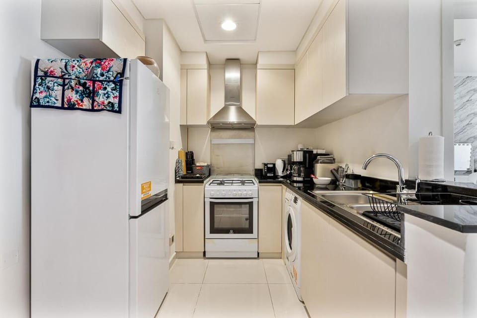 Modern 1Bed near Parks and Famous Golf Clubs Apartment in Dubai