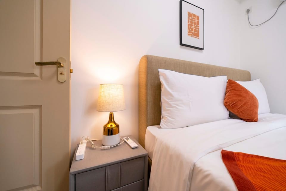 Tyms Modern 1BR APT Gubei International Garden Apartment in Shanghai