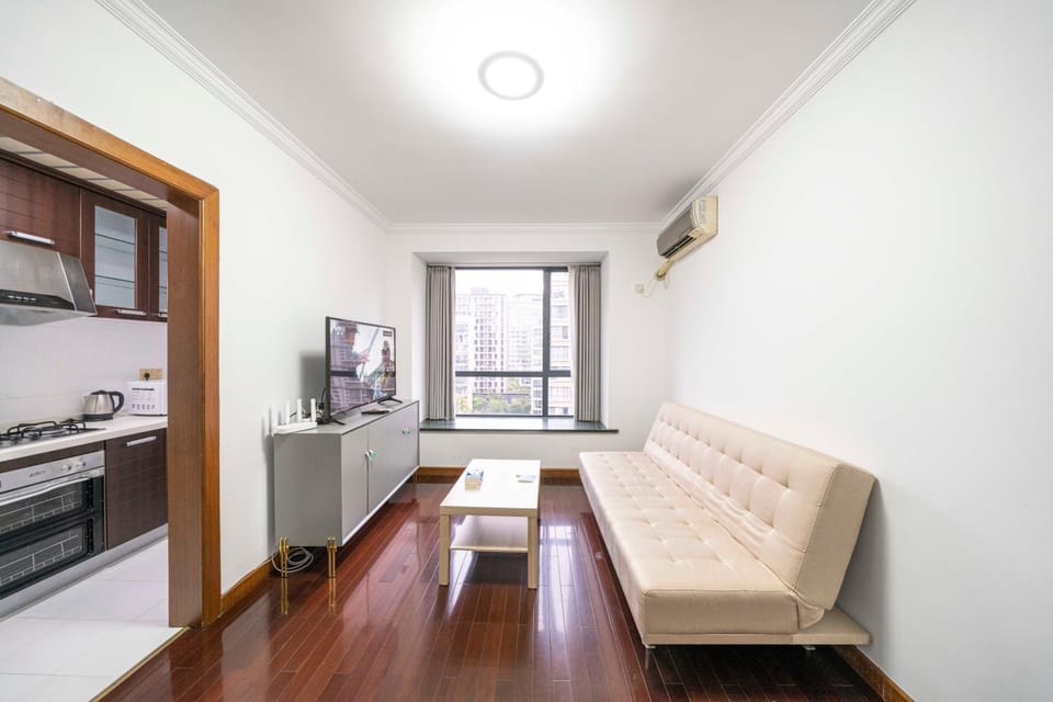 Tyms Cozy 1BR APT Gubei Carnival Court Apartment in Shanghai