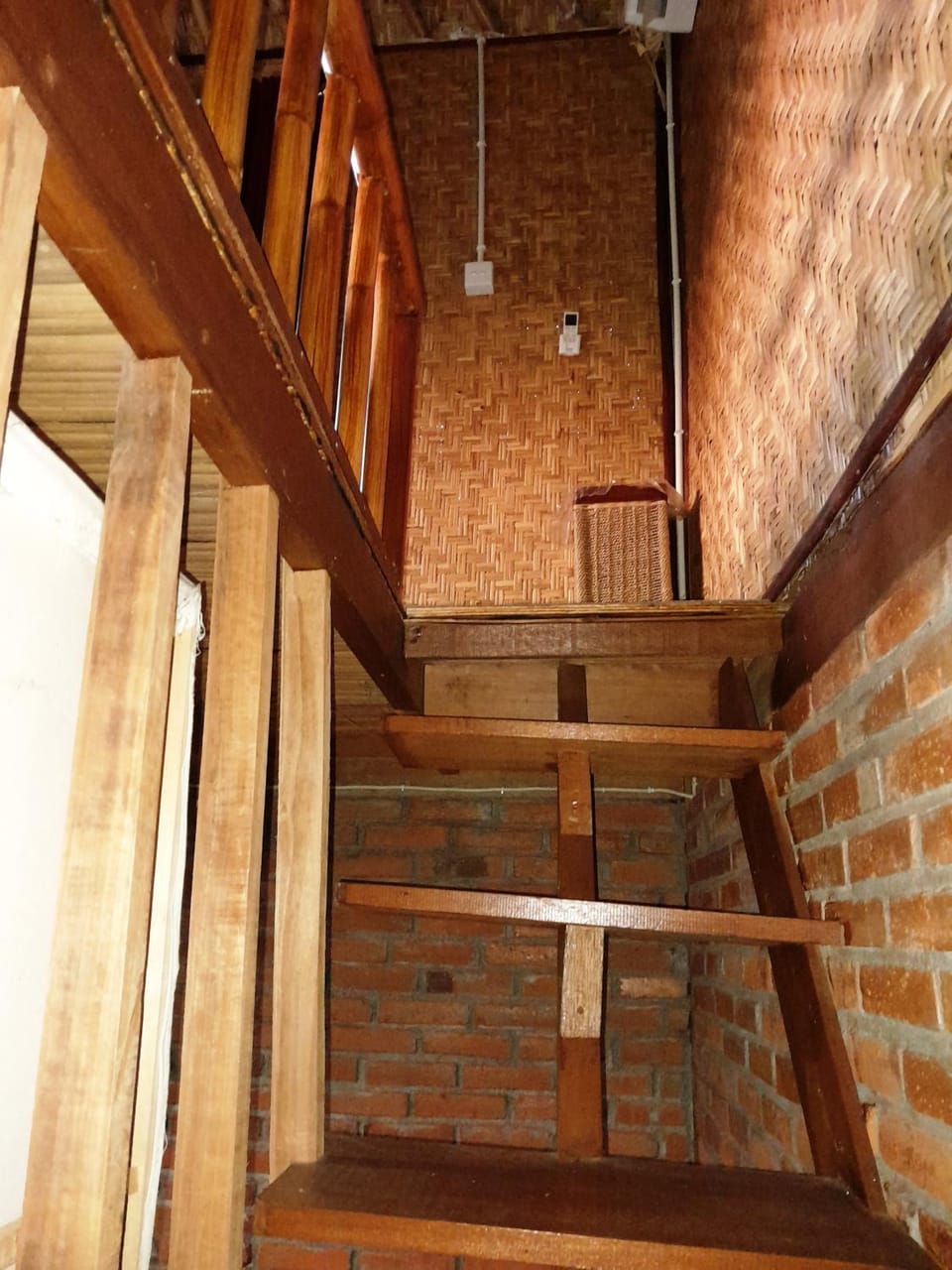 Property building, Area and facilities