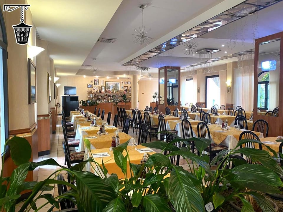 Hotel La Lanterna Hotel in Lombardy