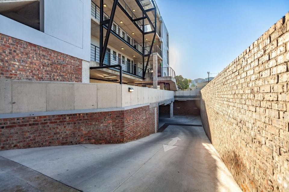 Manhattan Style Garden Studio, Blouberg Apartment in Cape Town