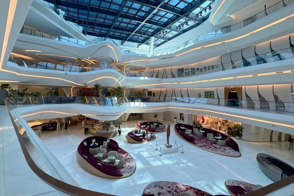 Restaurant/places to eat, Lobby or reception