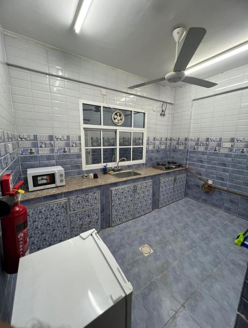 Kitchen or kitchenette, pet friendly, stove