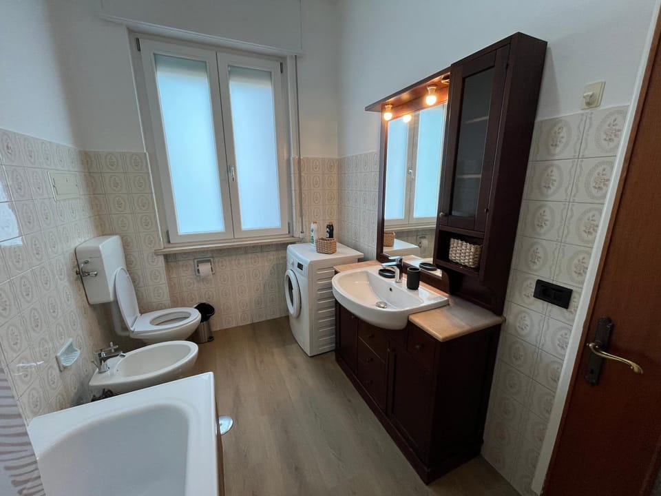 Toilet, Bathroom, Bath, bidet, heating, washing machine