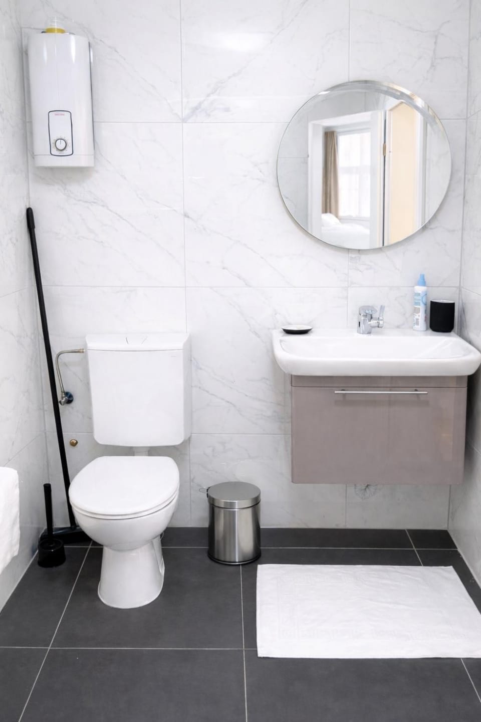 Toilet, Bathroom