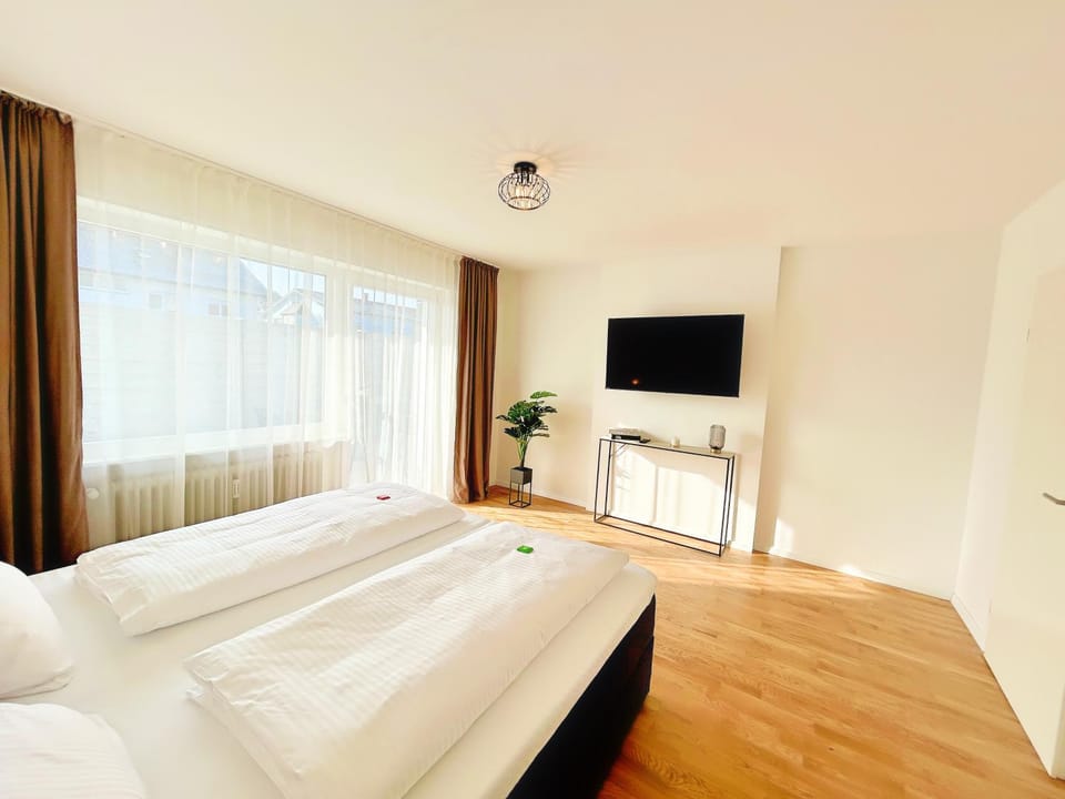 TV and multimedia, Bedroom