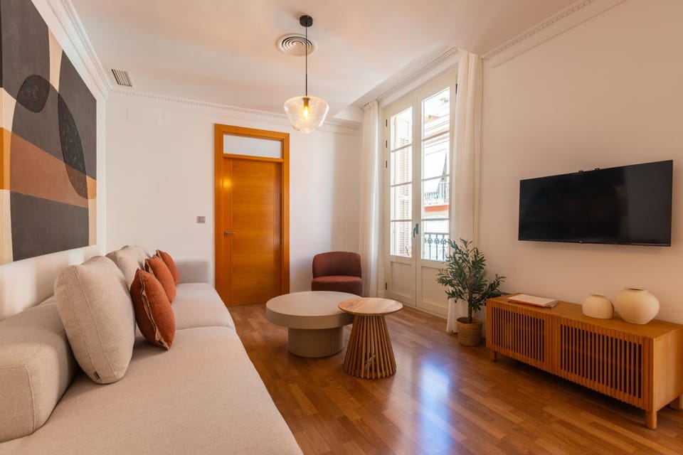 TV and multimedia, Living room, heating, air conditioner
