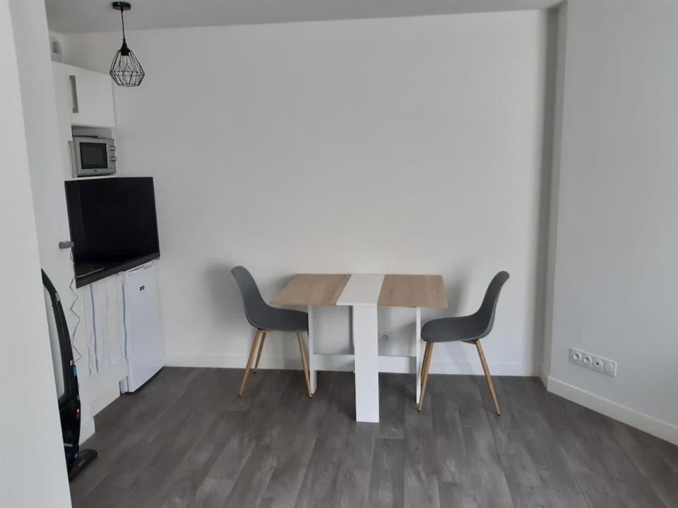 Centrum-Résidence sécurisée Apartment in Troyes