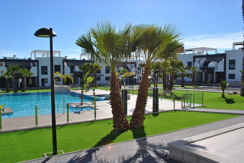 Property building, Swimming pool