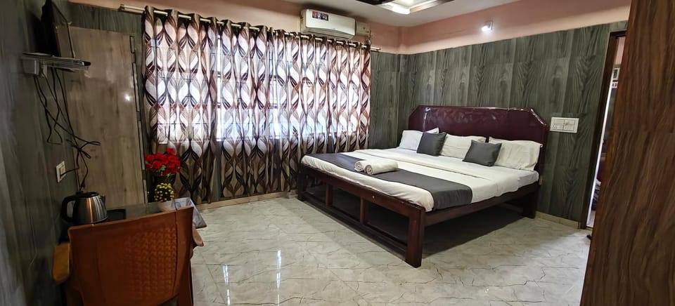 Bed, TV and multimedia, Photo of the whole room, Bedroom, air conditioner