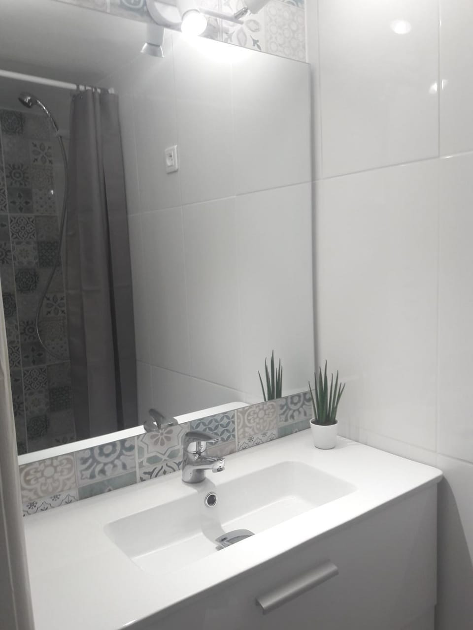 Au coeur des Châteaux - Wifi - Jardin Apartment in Centre-Val de Loire