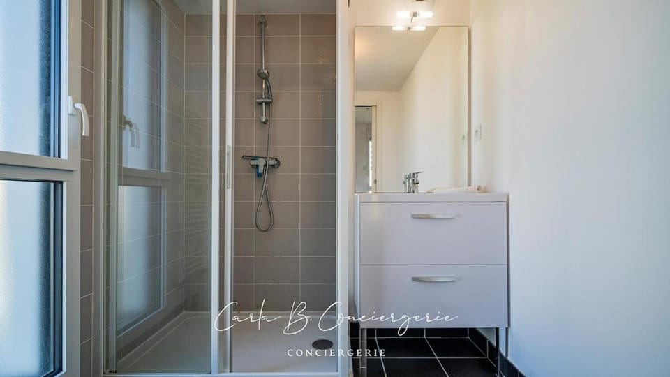 ESCALE MARINE - Appartement 2 pers vue mer proche centre-ville et Corniche Apartment in Concarneau