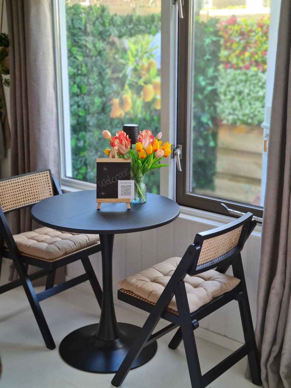 Seating area