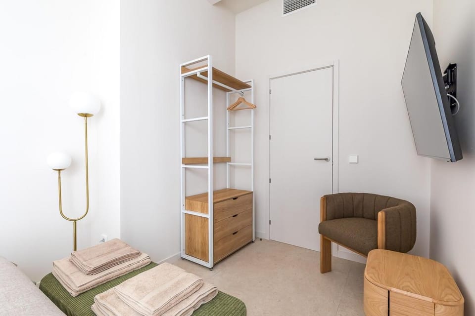 Apartamento para 9 personas en Malasaña Apartment in Centro