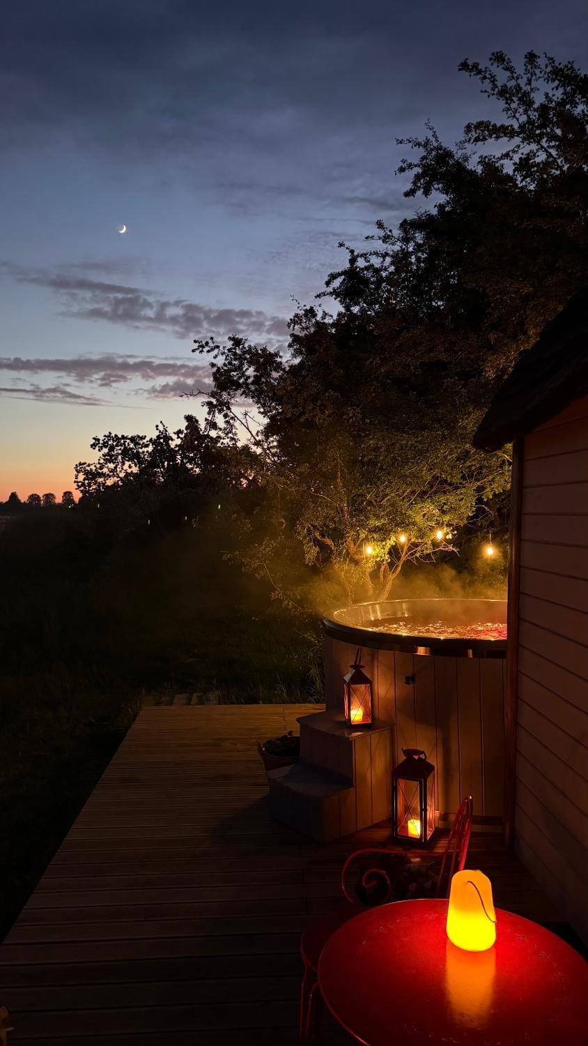 Żuławska Zielona Przystań, całoroczny domek na kołach Campground/ 
RV Resort in Pomeranian Voivodeship
