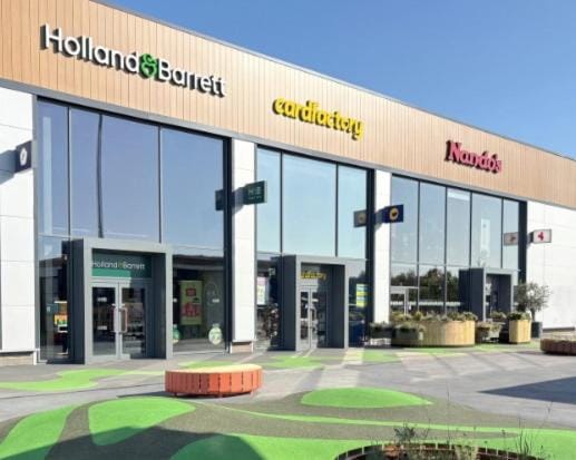 Stylish Duplex Apartment, Sleeps 2, Bedford Apartment in Bedford