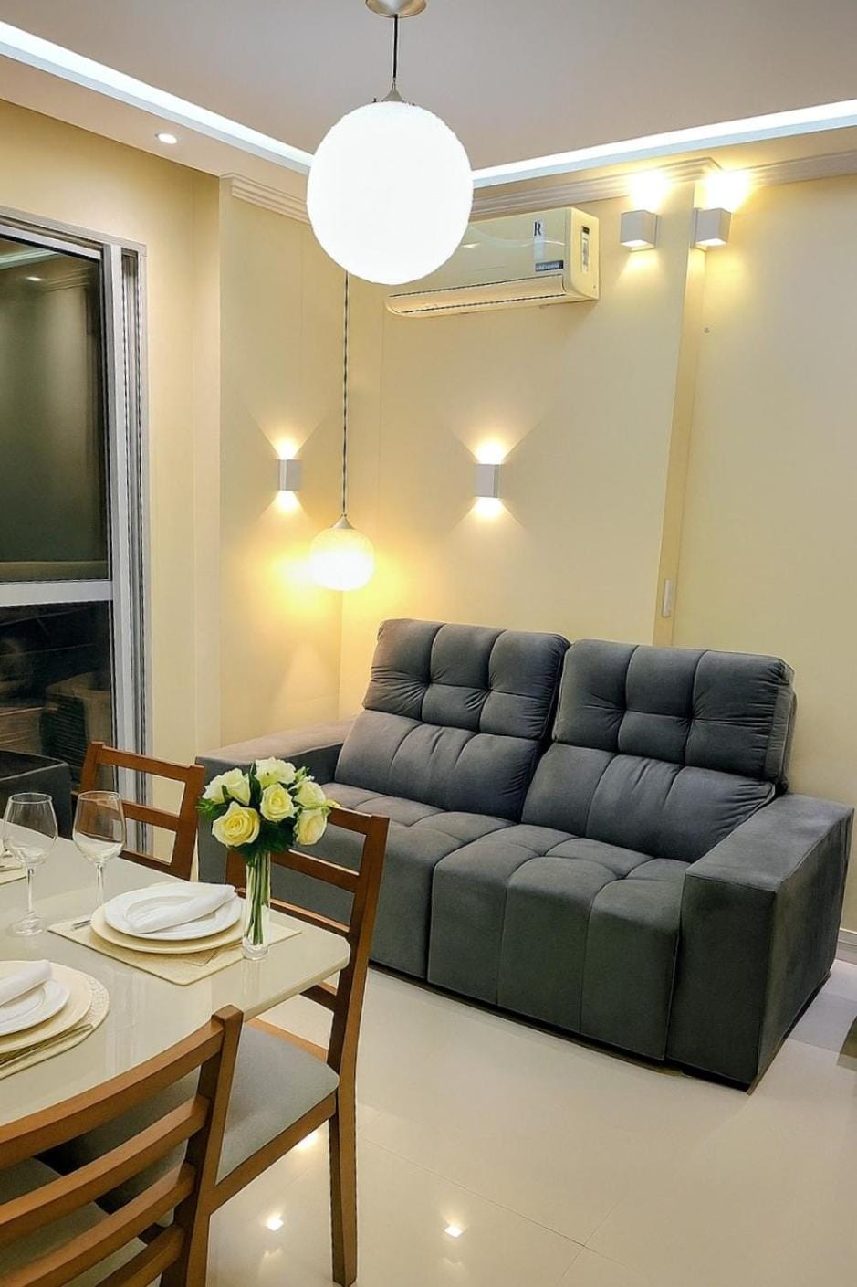 Living room, Seating area, Dining area