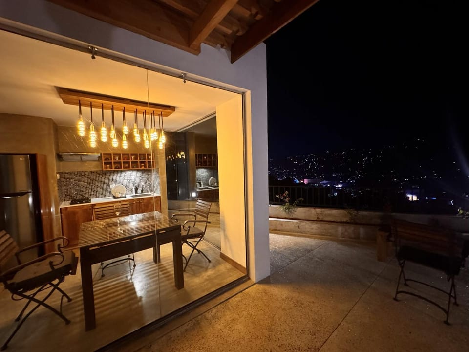 Patio, Night, View (from property/room), Balcony/Terrace, Seating area, Dining area