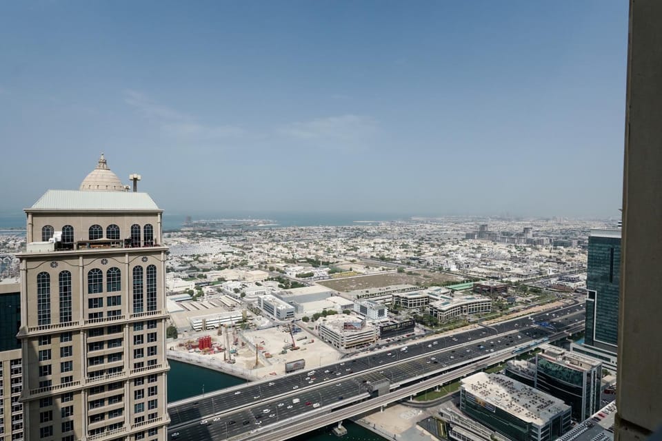 View (from property/room), City view