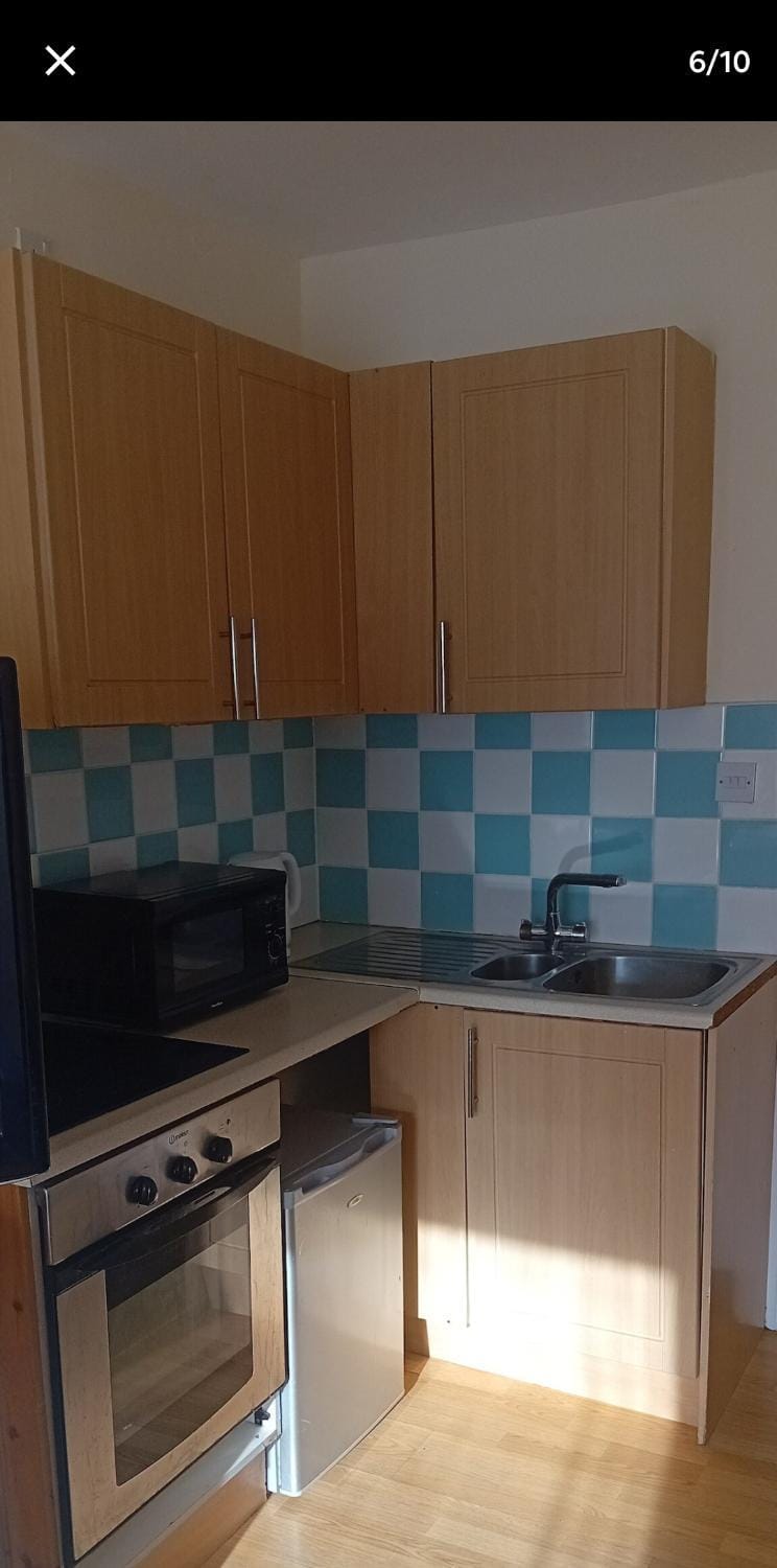 Lovely double bed private studio in tullamore town Apartment in Ireland