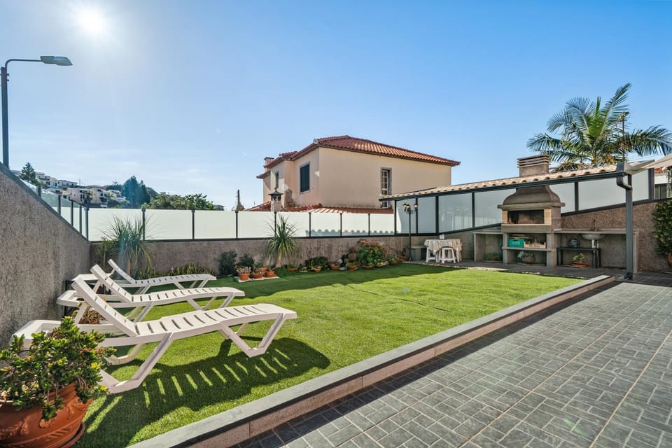 Garden, Balcony/Terrace, Garden view, sunbed