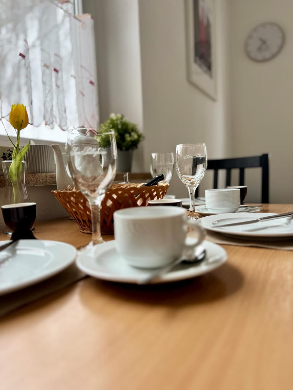 Dining area, kitchen