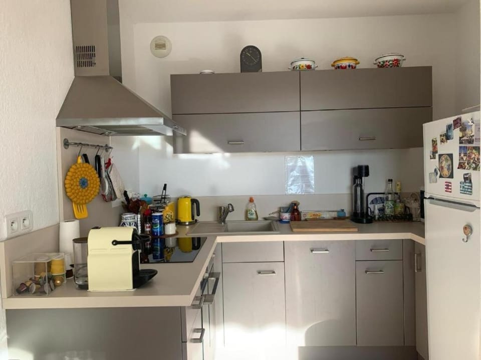 studio vue mer la turbie Apartment in French Riviera