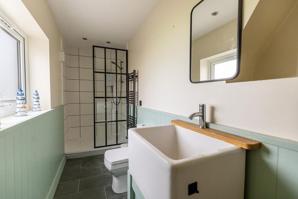 EASTCOTE FARM - Spacious 5-Bed Home with Views, Garden & Playroom House in Allerdale District