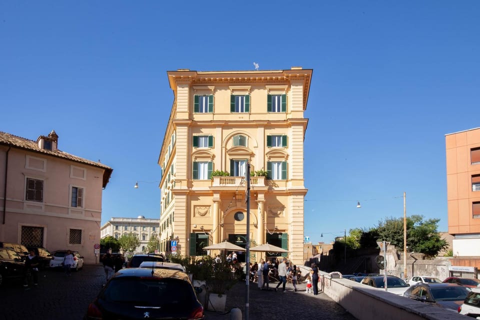 Property building, Day, Neighbourhood, Street view
