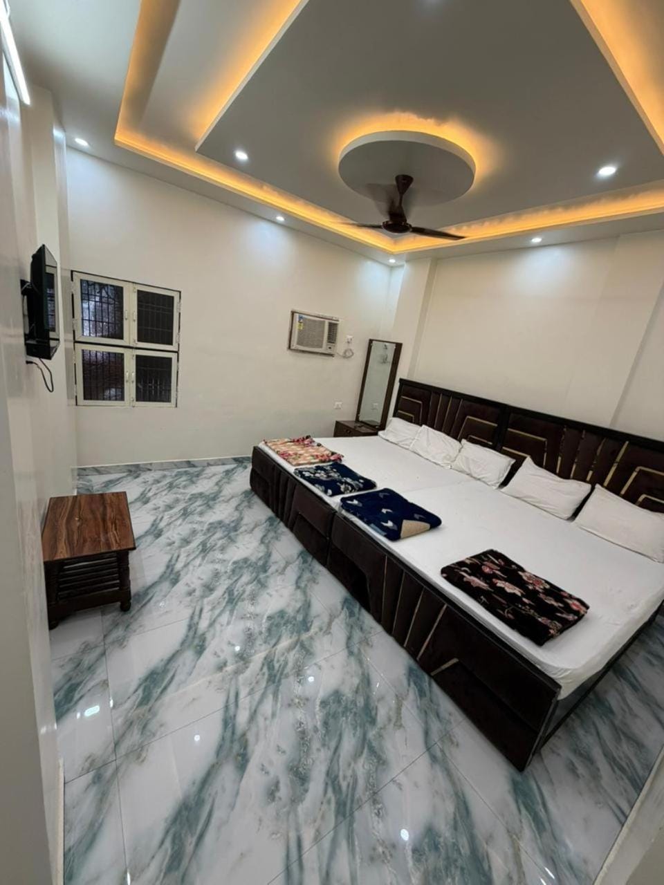 New Shree vishnu homestay Vacation rental in Varanasi