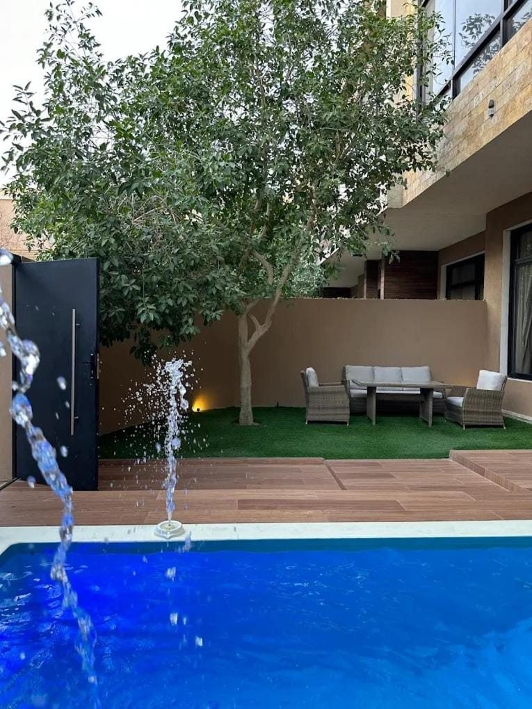فلل بكمباوند خاص Villa in Riyadh