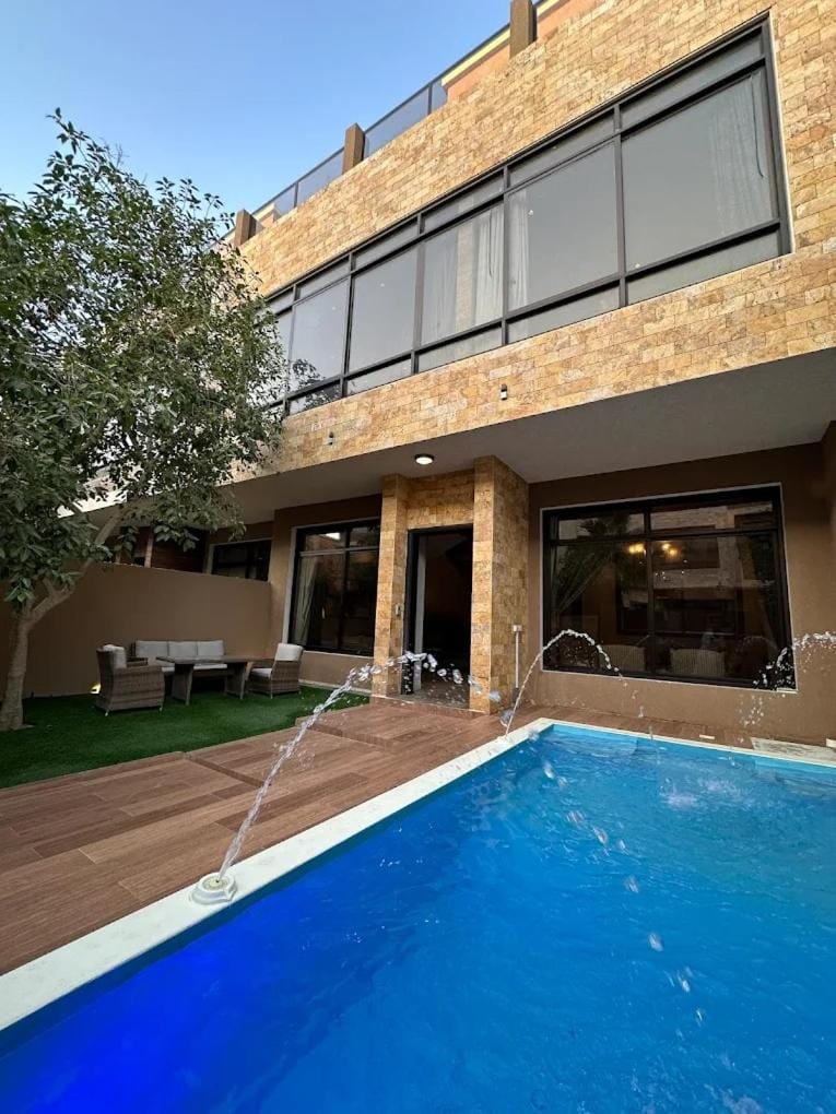 فلل بكمباوند خاص Villa in Riyadh