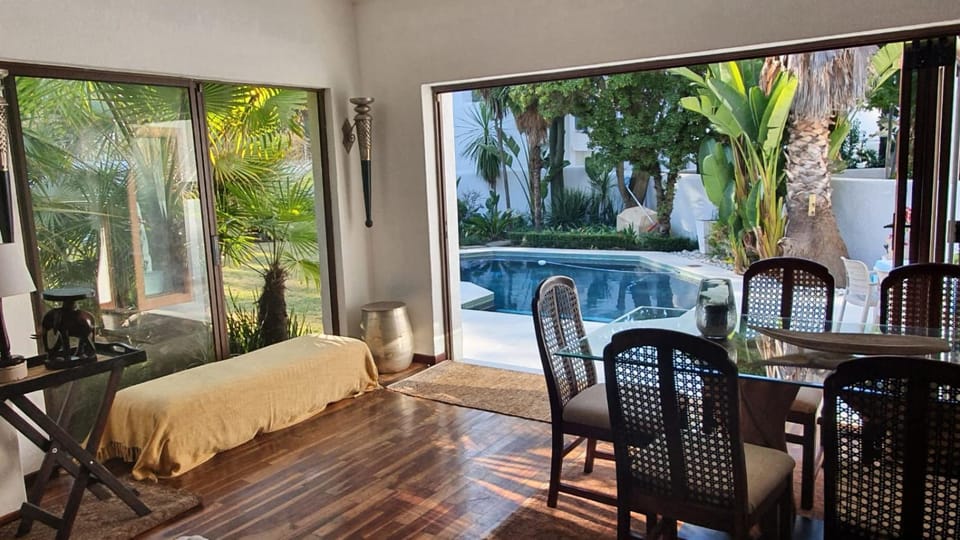 Chez Jeanette et Roberto Beach Home House in Dolphin Coast