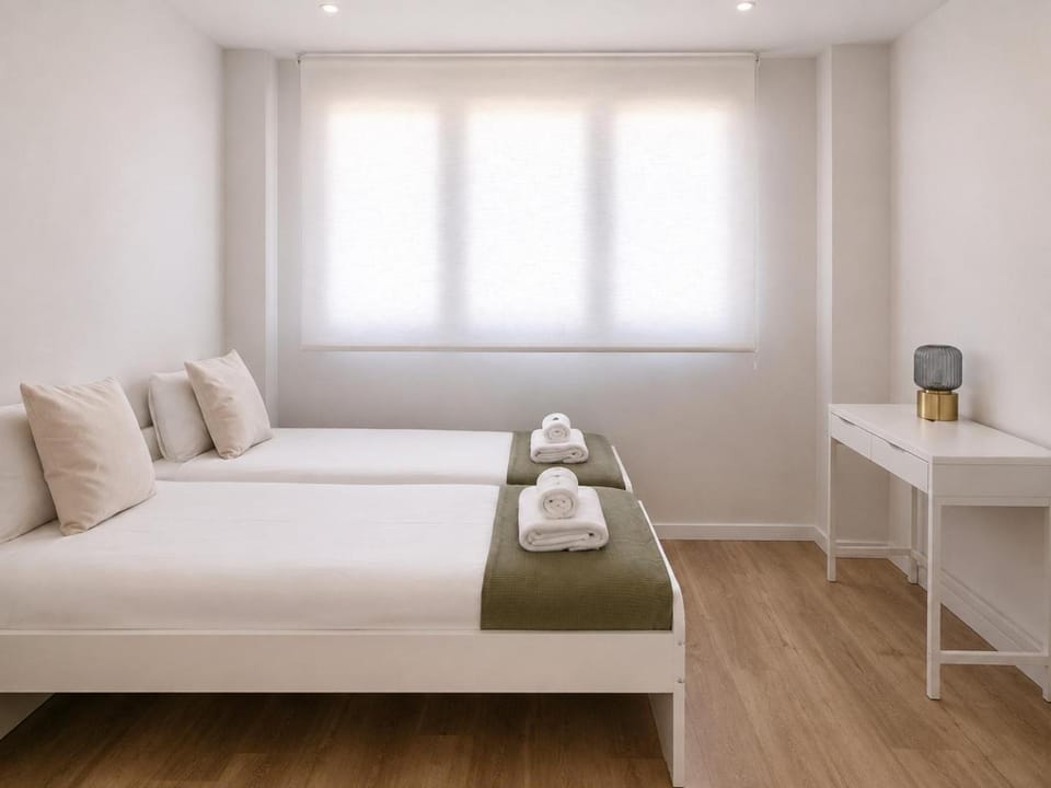 Accessible flat near the Toledo Bridge - 5B Apartment in Madrid